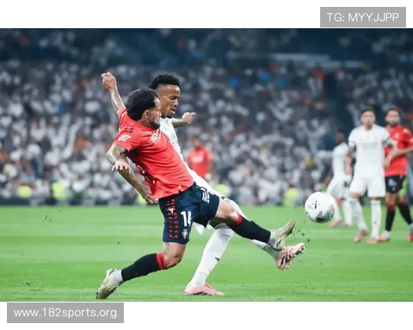 西甲攻防两端表现卓越球队获得媒体高度评价展现全面实力